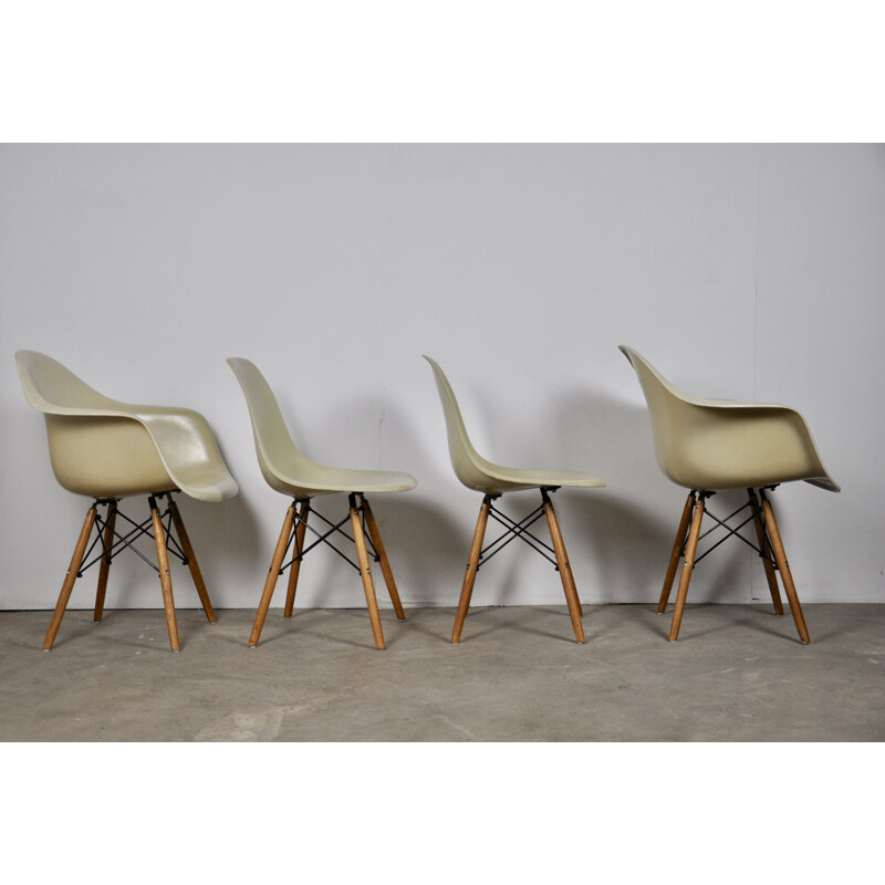 Vintage set of DSW Dining Chair and armchairs by Charles and Ray Eames for Herman Miller, 1970s