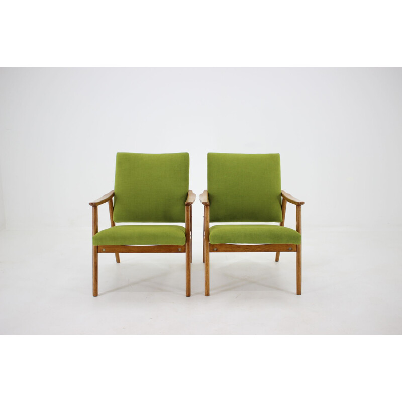 Set of two vintage green armchairs Interier Praha, 1970