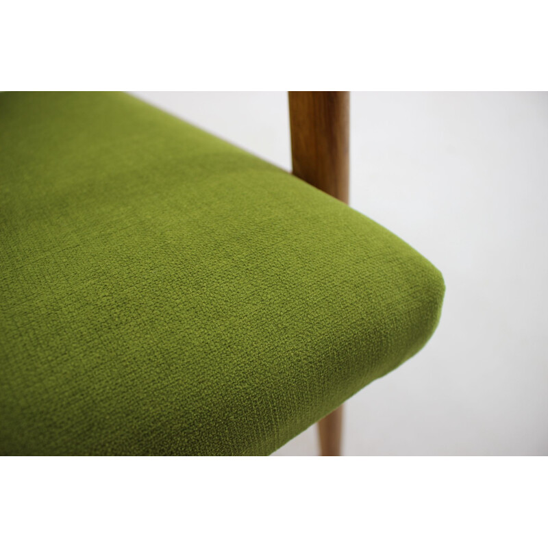 Set of two vintage green armchairs Interier Praha, 1970