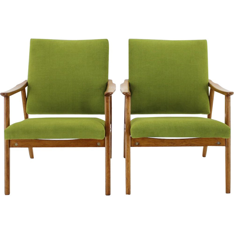 Set of two vintage green armchairs Interier Praha, 1970