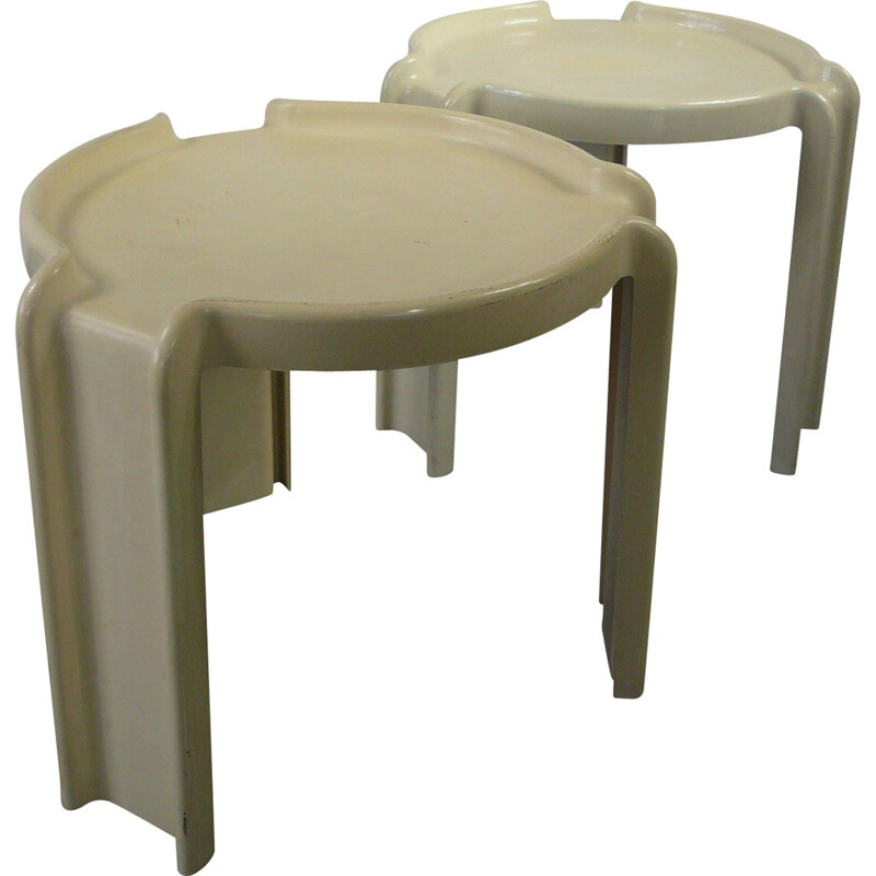 Kartell set of two white nesting side tables, Giotto STOPPINO - 1970s