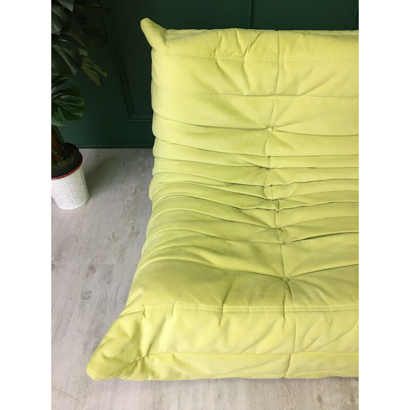  Vintage two seater Togo sofa in green lime color by Ligne Roset