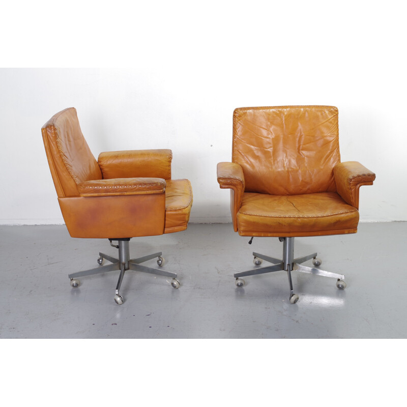 Metal and cognac leather De Sede armchair - 1970s