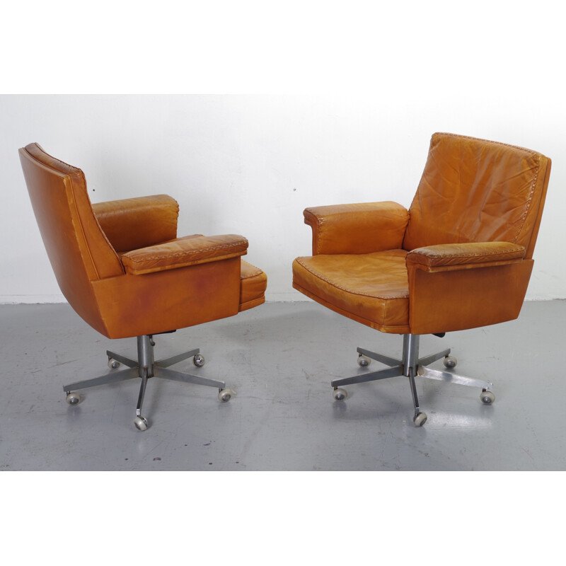 Metal and cognac leather De Sede armchair - 1970s