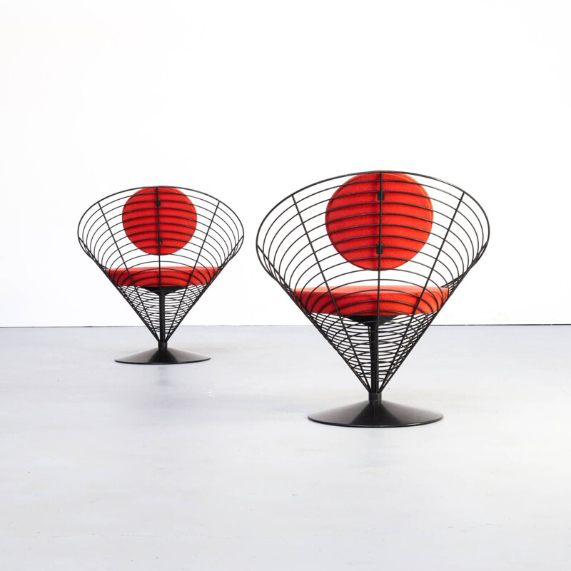 Pair of vintage cone chair by Verner Panton for Fritz Hansen 