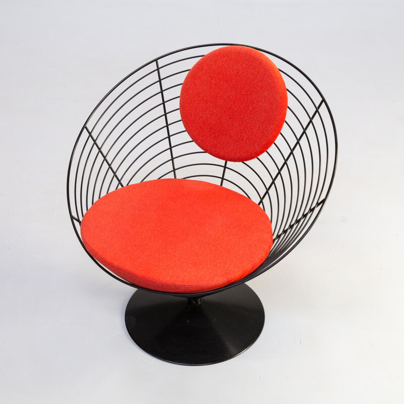 Pair of vintage cone chair by Verner Panton for Fritz Hansen 