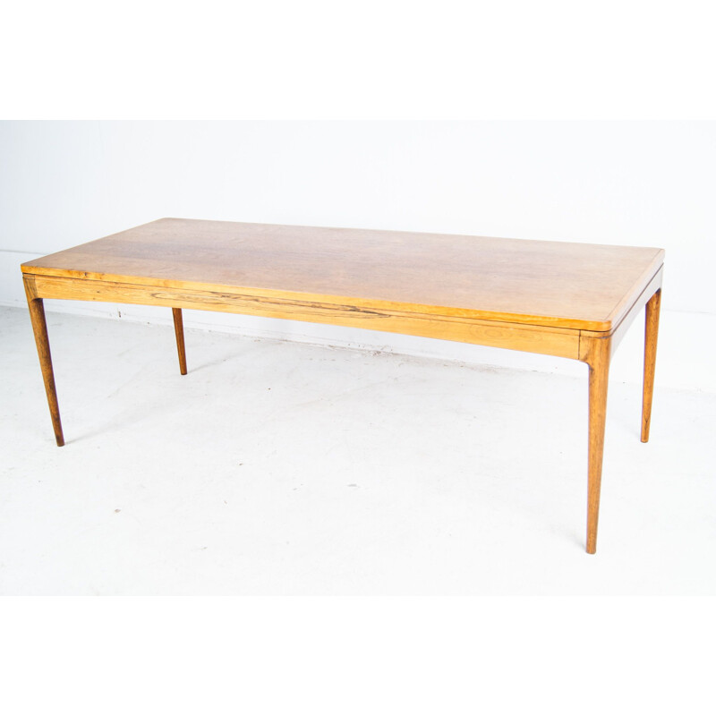 Tbale basse vintage en chêne scandinave 1960