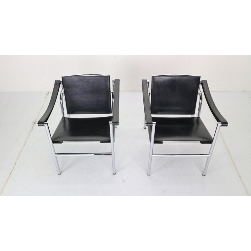 Set of 2 vintage black leather armchairs model- LC1 by Le Corbusier for Cassina, 1970s
