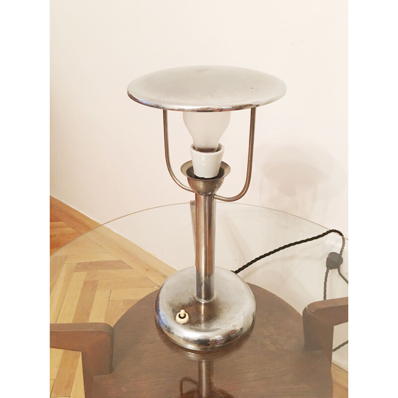 Lámpara de mesa de acero Art Decó de Napako, años 30