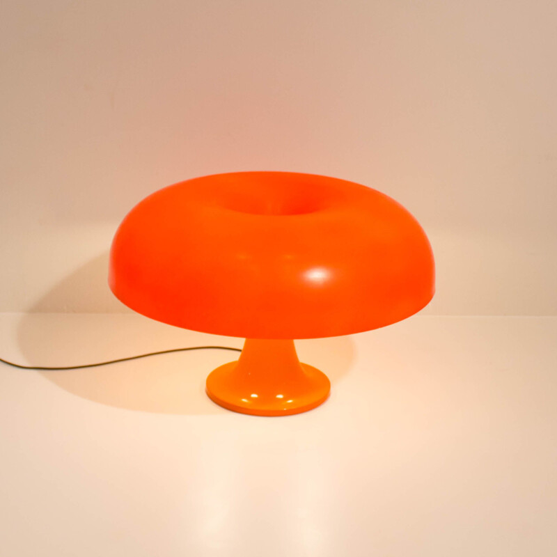 Vintage Prototype Nesso table lamp by Giancarlo Mattioli for Artemide in fibreglass, 1960s