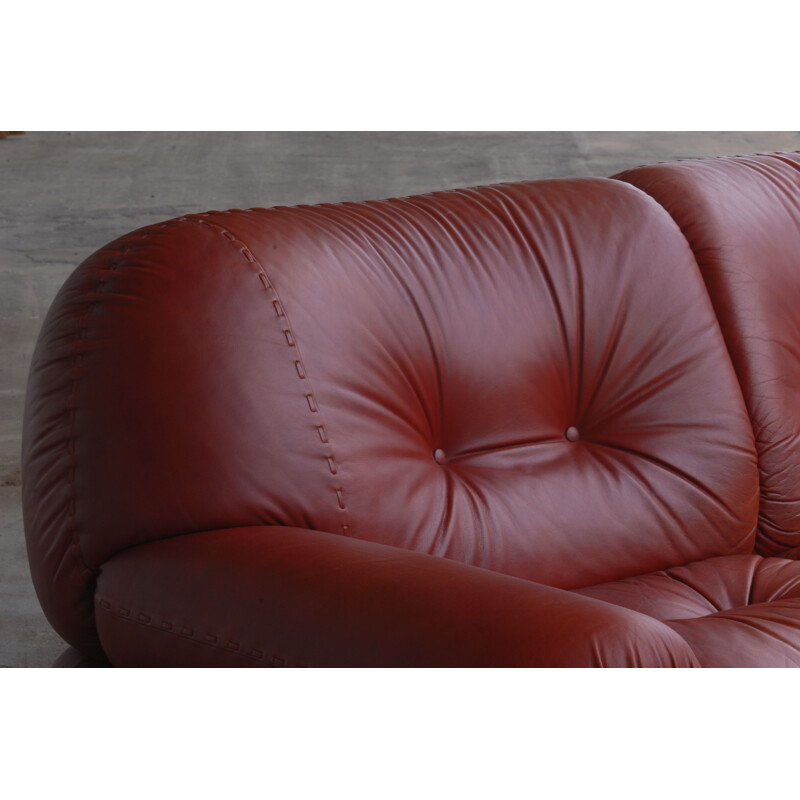 Vintage brown leather 2 seater sofa