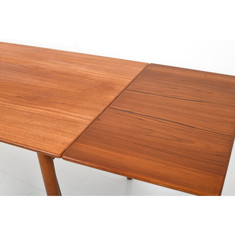 Vintage Extendable Dining Table in Teak by Peter Hvidt & Orla Mølgaard