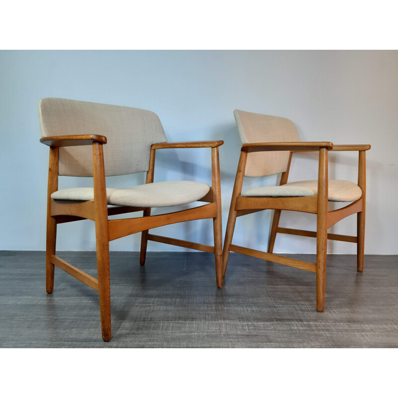 Paar vintage eiken stoelen van Larsen en Madsen voor Fritz Hansen, Denemarken 1950