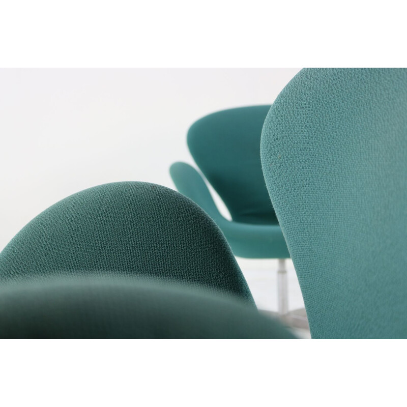 Paire de fauteuils vintage SAS de Arne Jacobsen Fritz Hansen