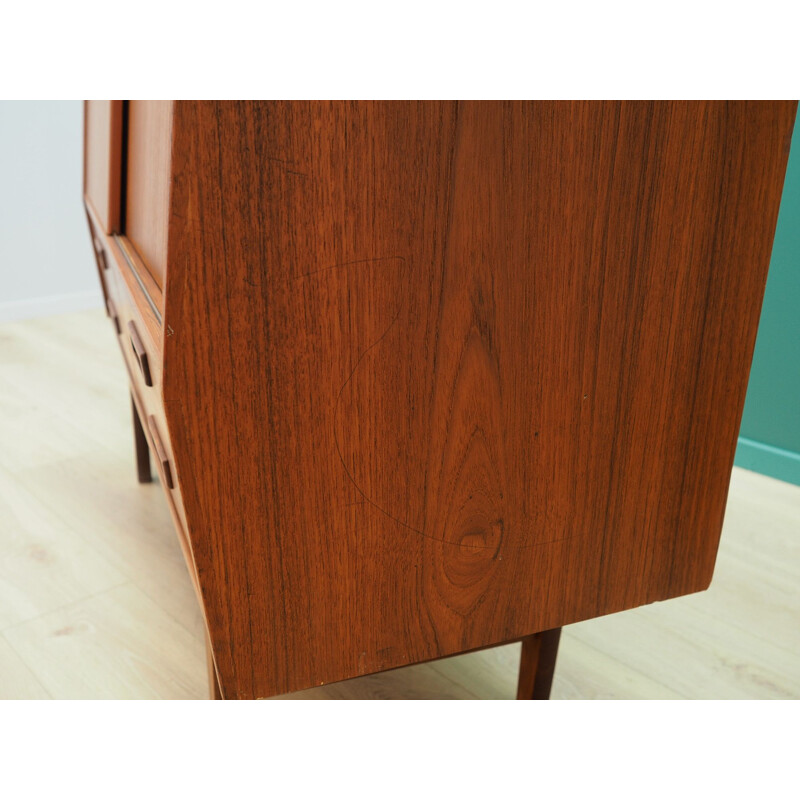 Vintage large sideboard in teak from Vemb Mobelfabrik, 1960-70s