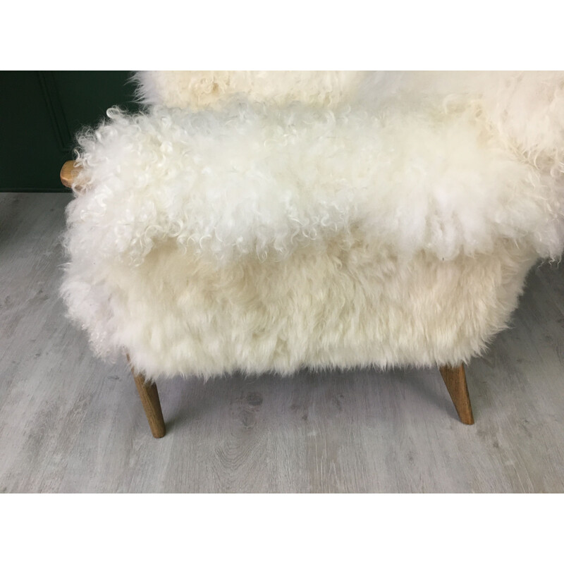 Fauteuil vintage en peau de mouton blanc par Parker Knoll