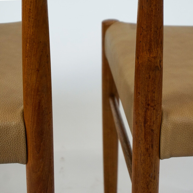 Paire de chaises à manger danoises en teck vintage de H.W. Klein pour Bramin