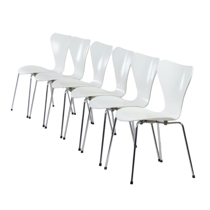 Set of 6 vintage White Butterfly Chairs by Arne Jacobsen for Fritz Hansen, 1950s