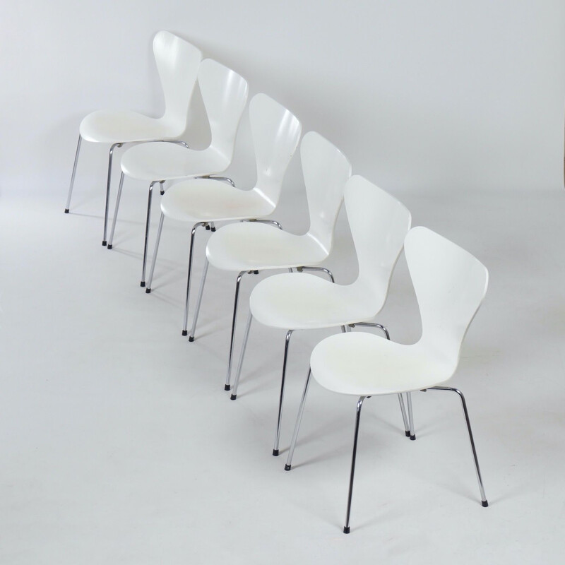 Set of 6 vintage White Butterfly Chairs by Arne Jacobsen for Fritz Hansen, 1950s