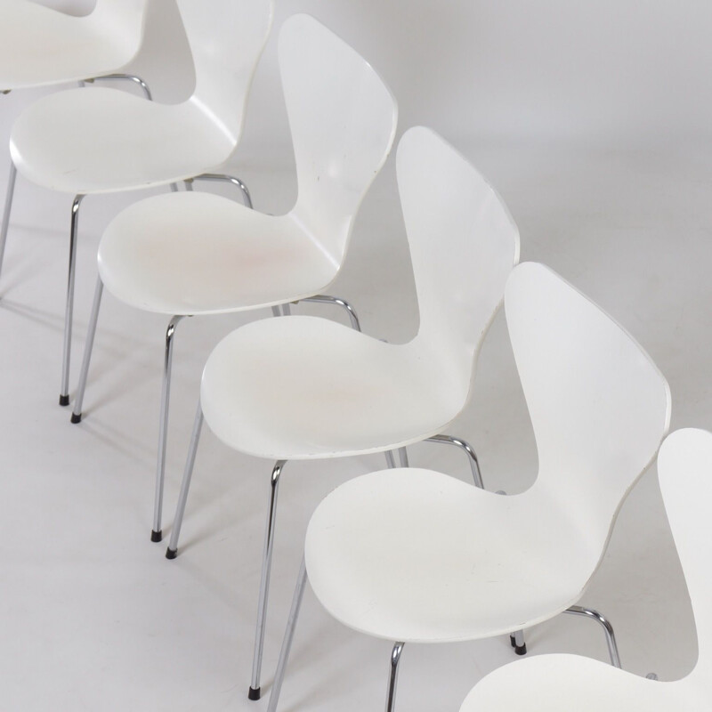 Set of 6 vintage White Butterfly Chairs by Arne Jacobsen for Fritz Hansen, 1950s