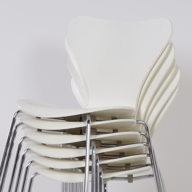 Set of 6 vintage White Butterfly Chairs by Arne Jacobsen for Fritz Hansen, 1950s