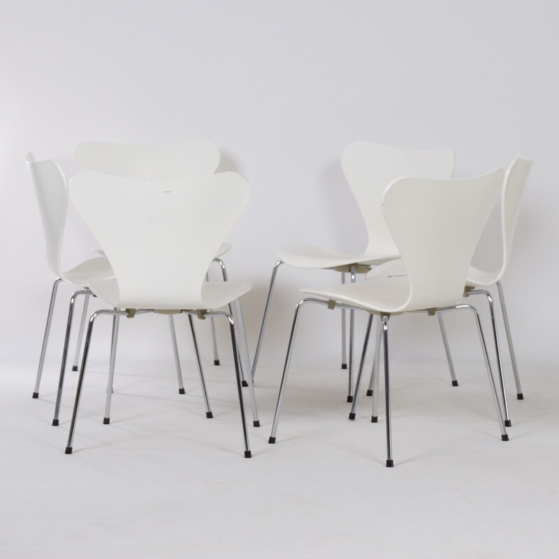 Set of 6 vintage White Butterfly Chairs by Arne Jacobsen for Fritz Hansen, 1950s