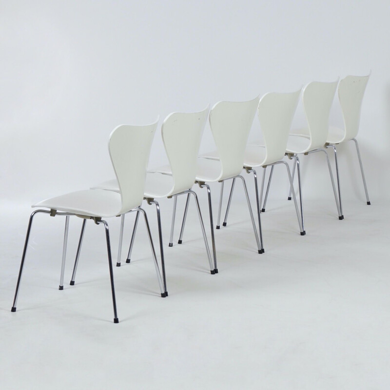 Set of 6 vintage White Butterfly Chairs by Arne Jacobsen for Fritz Hansen, 1950s