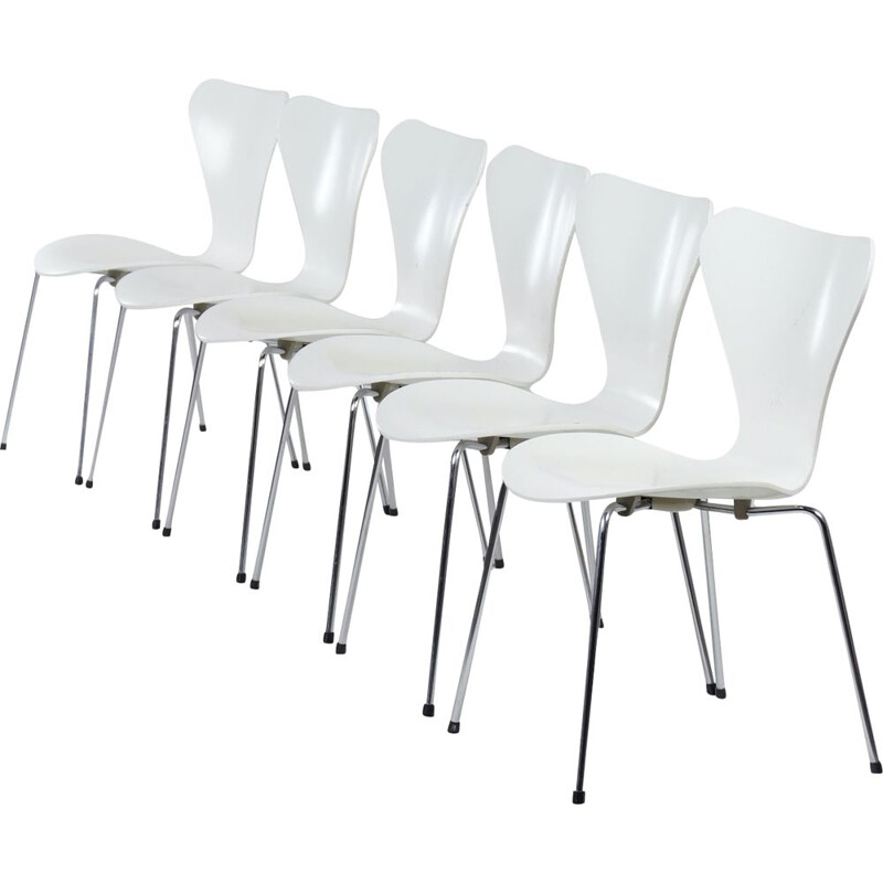 Set of 6 vintage White Butterfly Chairs by Arne Jacobsen for Fritz Hansen, 1950s