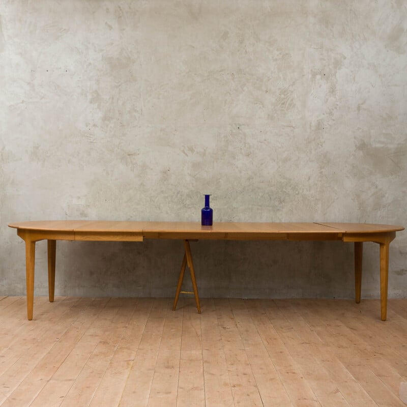 Vintage oak extendable table model 62 by Henning Kjaernulf, 1960s