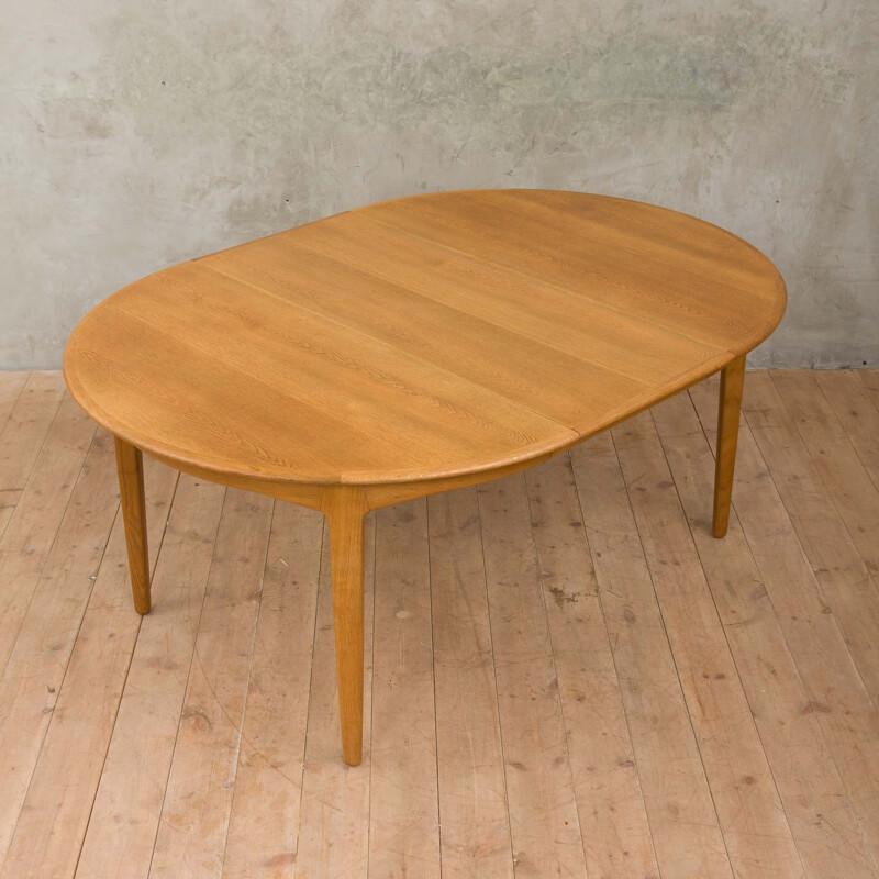 Vintage oak extendable table model 62 by Henning Kjaernulf, 1960s