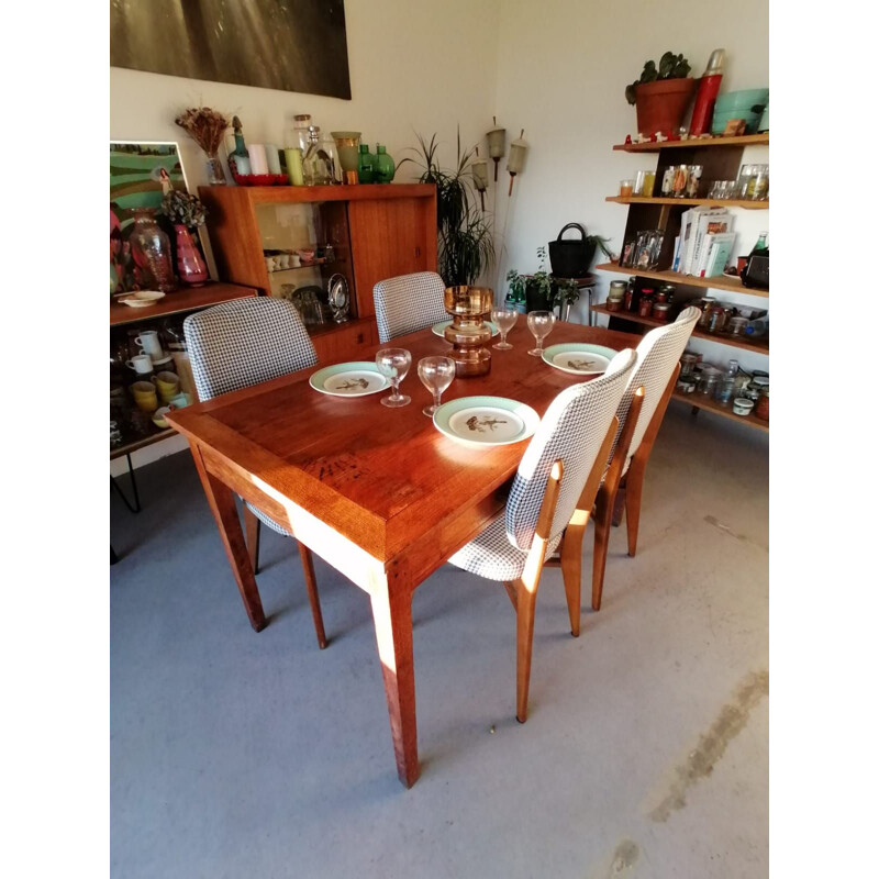 Vintage wooden table with 2 drawers