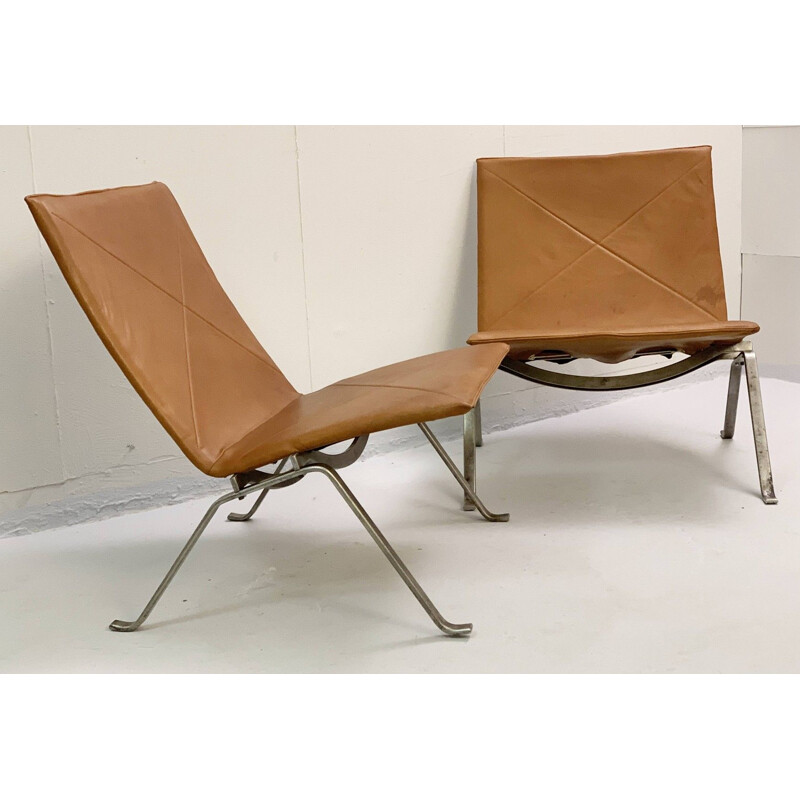 Paire de fauteuils vintage PK22 par Poul Kjærholm