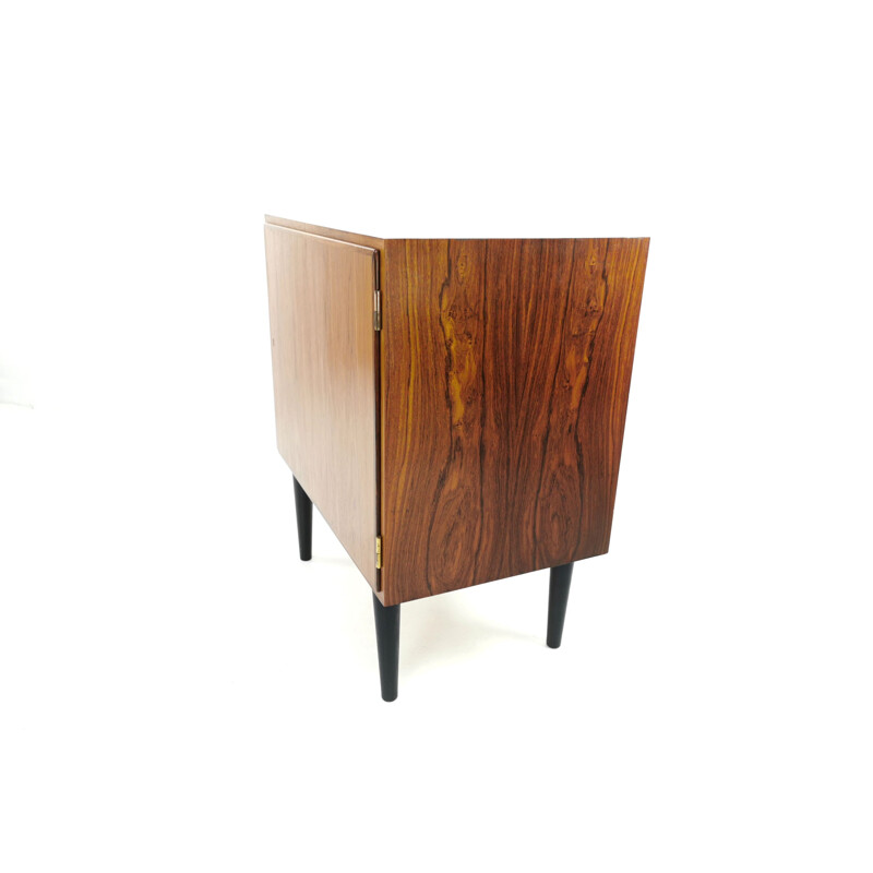 Vintage rosewood sideboard by Hundevad, 1960-70s