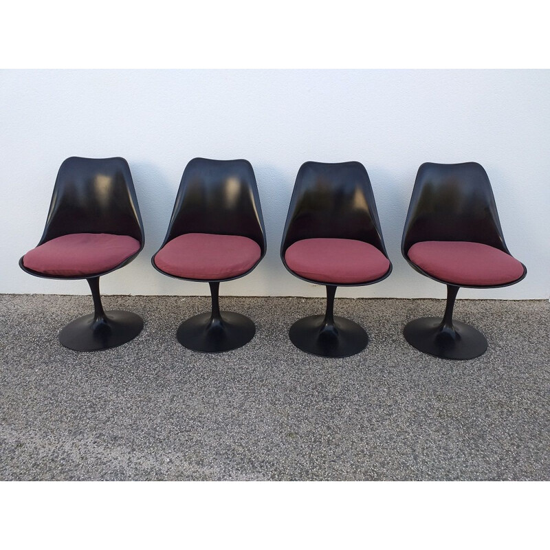 Lot of 4 vintage Tulip chairs by Eero Saarinen for Knoll International, 1980s
