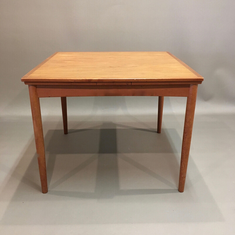 Vintage extensible Scandinavian teak table, 1950s