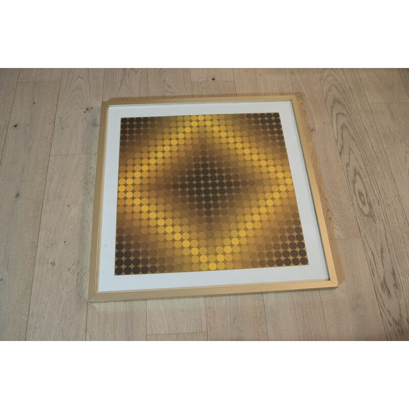 Sérigraphie vintage en aluminium doré et verre par Victor Vasarely