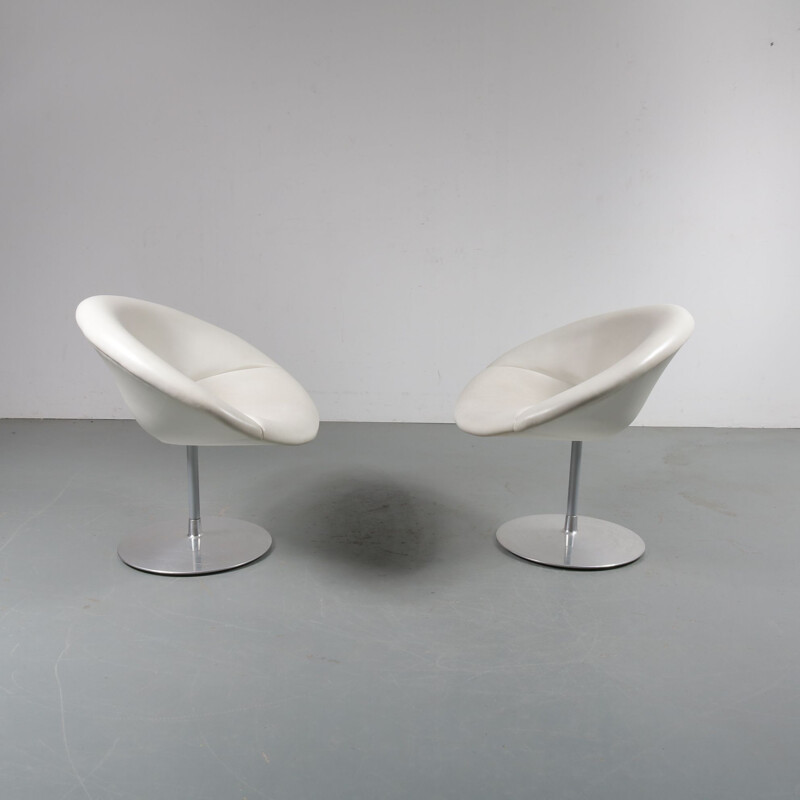 Pair of Little Globe armchairs by Pierre Paulin from Artifort, 1970s