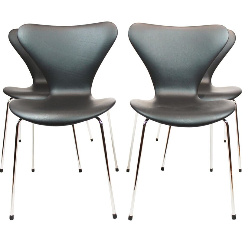 Set of 4 vintage Seven chairs, model 3107 by Arne Jacobsen from Fritz Hansen