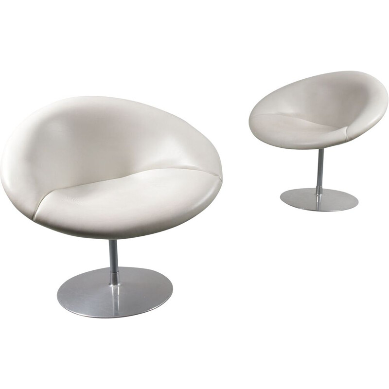 Pair of Little Globe armchairs by Pierre Paulin from Artifort, 1970s