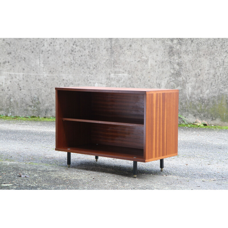 Small vintage wooden chest of drawers