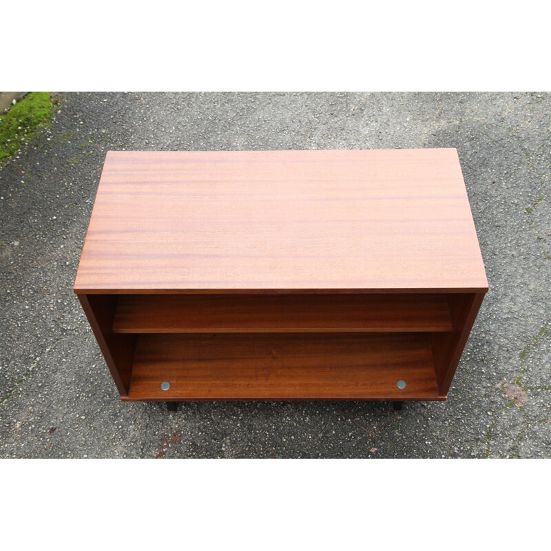 Small vintage wooden chest of drawers