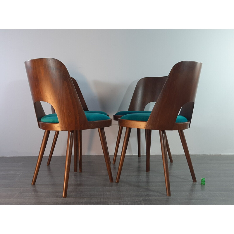 Set of 4 vintage chairs in Walnut and Blue Fabric, model 515 by TON, 1955