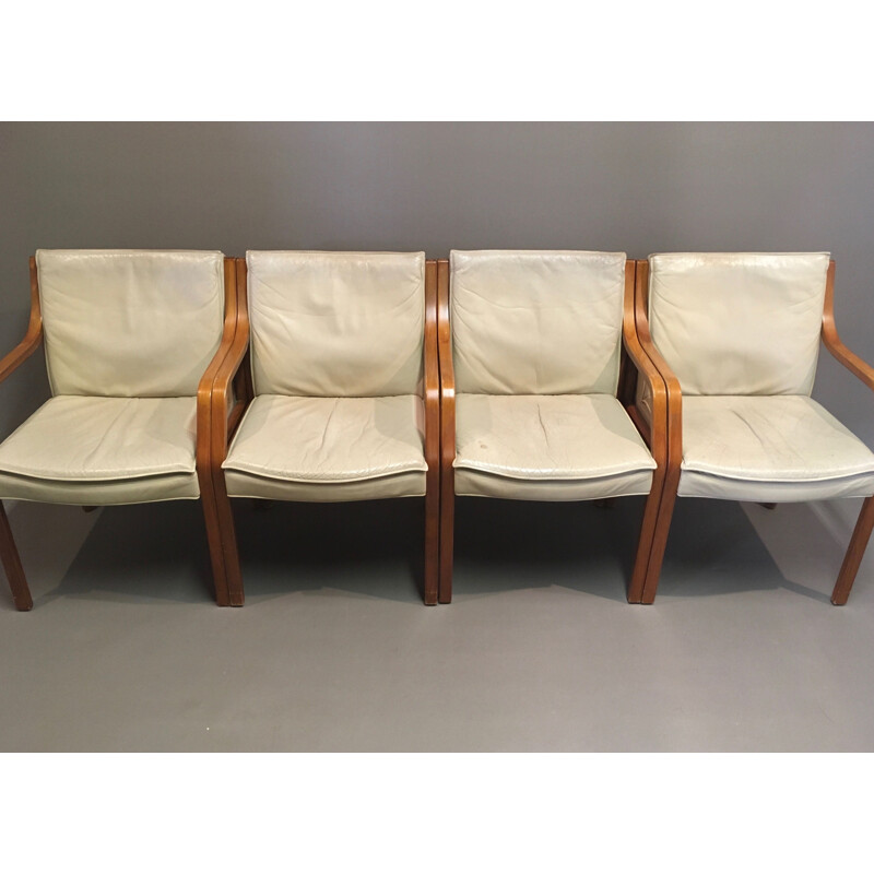 Suite of 4 vintage armchairs by Knoll Antimott