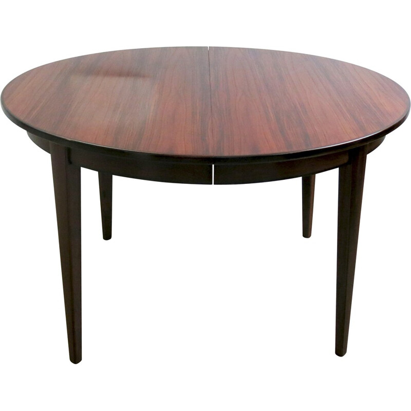 Omann Jun dining table in rosewood, Gunni OMANN - 1960s