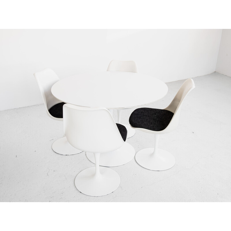 Ensemble Tulipe vintage par Eero Saarinen pour Knoll International