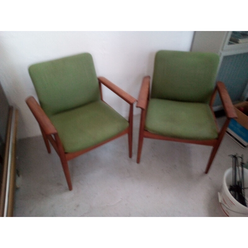 Pair of Finn Juhl Diplomat vintage armchairs, model 209