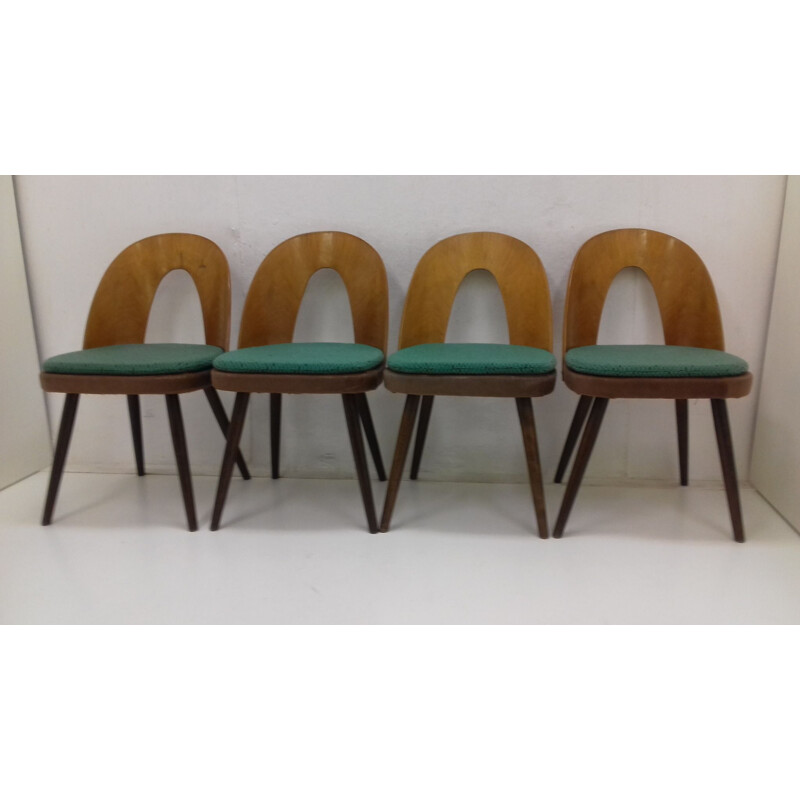 Set van 4 vintage eetkamerstoelen in hout en stof van Antonín Šuman, 1960