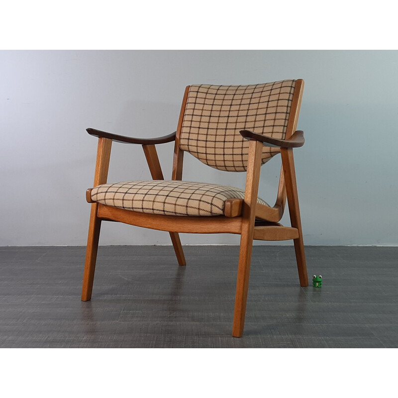 Fauteuil Vintage en Chêne et Tissu Laine à Carreaux, Danemark, 1950