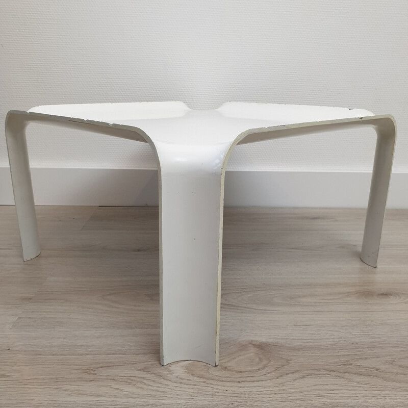 Vintage side table model 877 by Pierre Paulin for Artifort, 1960s