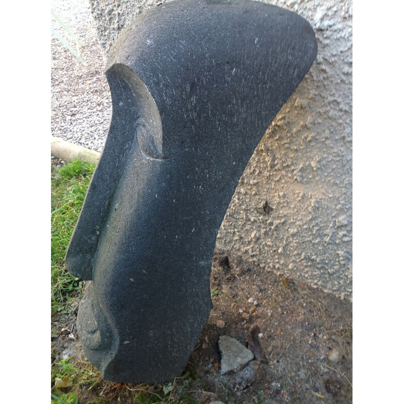 Sculpture vintage sur granit